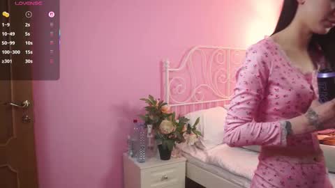 eva_vibe online show from 10.12.25