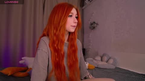 Snapshot of evaa_moonn_ chatting on 12.23.24 Eva online show from 12.23.24