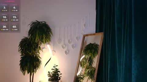 Eva  online show from 04.18.26