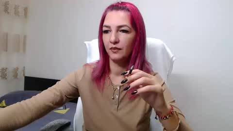 EvadesireONE online show from 11.21.25