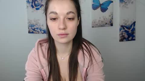 Snapshot of evaeldis chatting on 03.25.26 Eva online show from 03.25.26