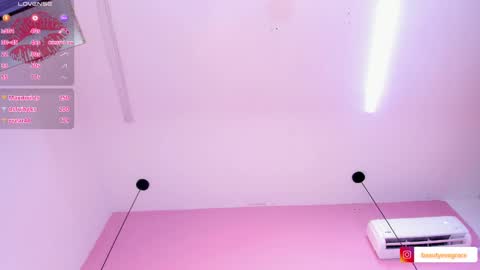 Eva Grace  online show from 01.28.25