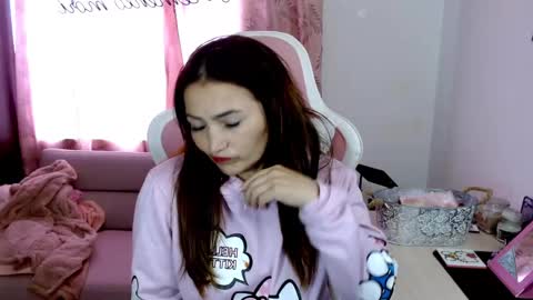 Snapshot of evagrays chatting on 02.22.25 Eva online show from 02.22.25