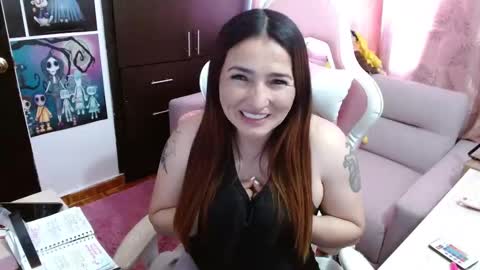 Snapshot of evagrays chatting on 09.09.25 Eva online show from 09.09.25