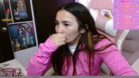 Snapshot of evagrays chatting on 09.11.25 Eva online show from 09.11.25