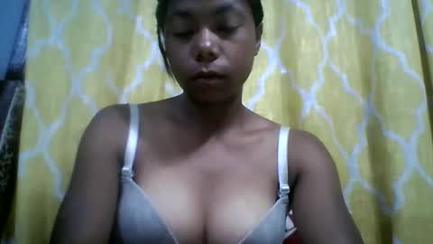 Snapshot of evahaldy chatting on 11.07.25 evahaldy online show from 11.07.25