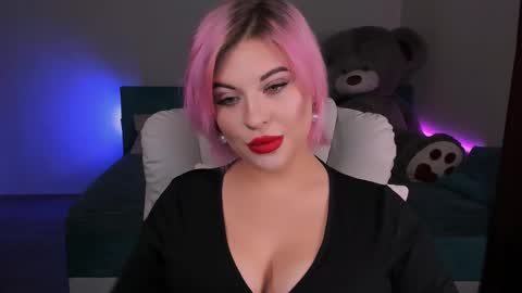 Snapshot of evaharve chatting on 12.13.24 Eva online show from 12.13.24