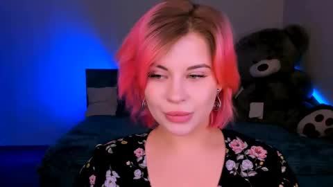 Snapshot of evaharve chatting on 02.11.25 Eva online show from 02.11.25