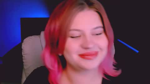 Snapshot of evaharve chatting on 09.12.25 Eva online show from 09.12.25