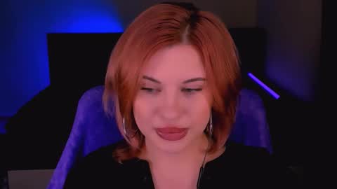 Snapshot of evaharve chatting on 10.11.25 Eva online show from 10.11.25