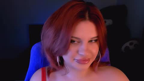 Snapshot of evaharve chatting on 11.02.25 Eva online show from 11.02.25