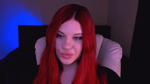 Snapshot of evaharve chatting on 11.24.25 Eva online show from 11.24.25