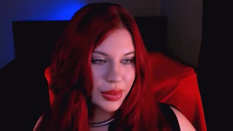 Snapshot of evaharve chatting on 12.17.25 Eva online show from 12.17.25