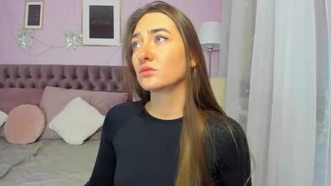 Snapshot of evalaniss chatting on 03.16.26 Eva online show from 03.16.26
