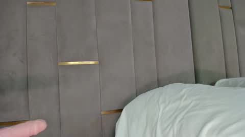 EVA online show from 03.22.26