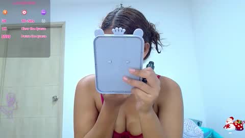 Snapshot of evaluna_horny_ chatting on 12.03.25 evaluna horny online show from 12.03.25