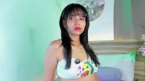 Snapshot of evalune_ chatting on 04.25.26 . online show from 04.25.26