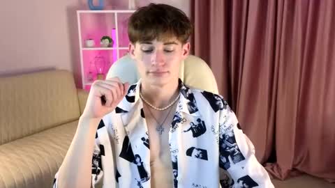 Snapshot of evan__joy chatting on 02.20.26 Evan online show from 02.20.26