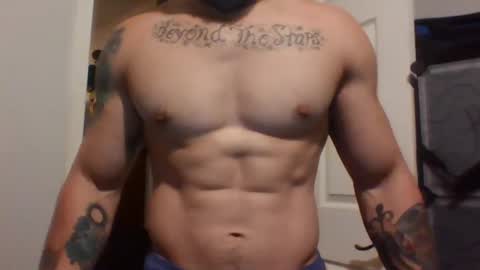 Snapshot of evancage chatting on 10.27.25 evan cage online show from 10.27.25