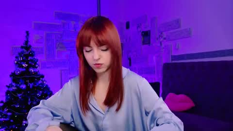 Snapshot of evanellson chatting on 01.25.25 Eva online show from 01.25.25