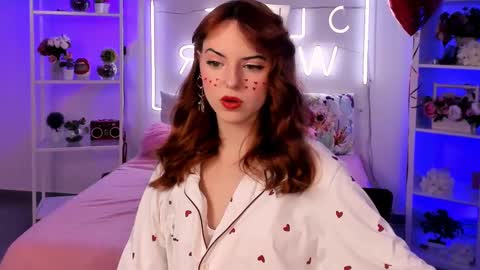 Snapshot of evanellson chatting on 02.13.25 Eva online show from 02.13.25