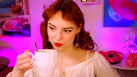 Snapshot of evanellson chatting on 02.20.25 Eva online show from 02.20.25