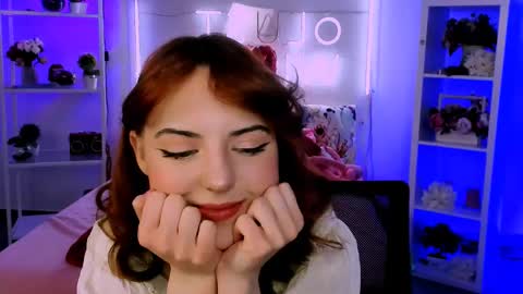 Snapshot of evanellson chatting on 02.20.25 Eva online show from 02.20.25