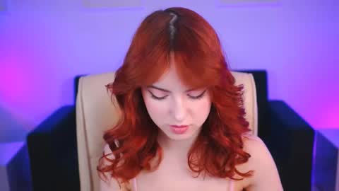 Snapshot of evanellson chatting on 03.02.25 Eva online show from 03.02.25