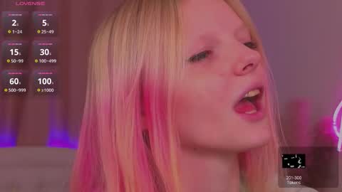 Snapshot of evangel1ne chatting on 12.14.24 evangel1ne online show from 12.14.24