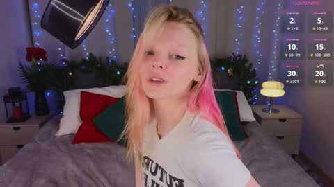 Snapshot of evangel1ne chatting on 12.27.24 evangel1ne online show from 12.27.24