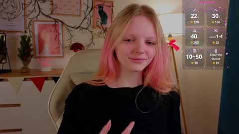 Snapshot of evangel1ne chatting on 01.09.25 evangel1ne online show from 01.09.25