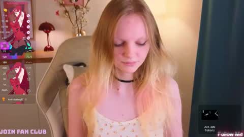 Snapshot of evangel1ne chatting on 11.29.25 evangel1ne online show from 11.29.25