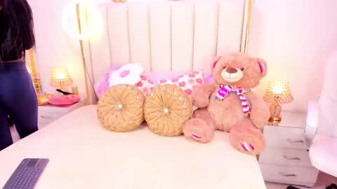 evangelin_ts online show from 11.10.25