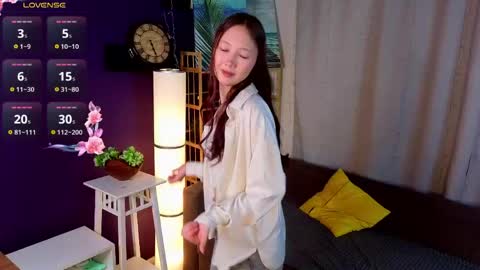 Hello im Lia online show from 05.05.26