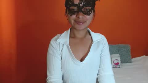 Snapshot of evangelinne_01 chatting on 12.02.25 evangelinne_01 online show from 12.02.25