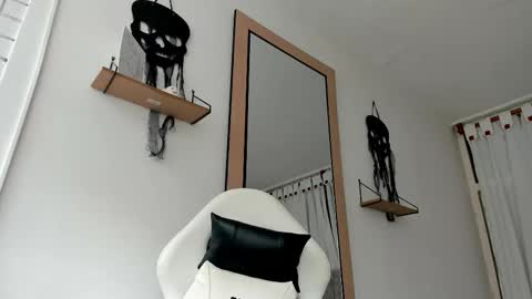 Evan online show from 11.02.25