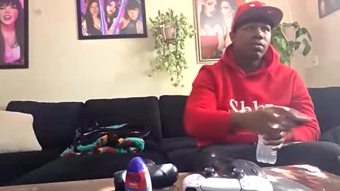 evanschris2048 online show from 10.23.25