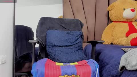   online show from 02.22.25