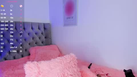 Snapshot of evaolimpo chatting on 10.04.25 Eva Olimpo online show from 10.04.25