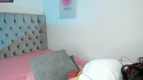 Snapshot of evaolimpo chatting on 04.25.26 Eva Olimpo online show from 04.25.26
