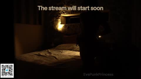 Snapshot of evapunkprincess chatting on 02.12.25 Eva online show from 02.12.25