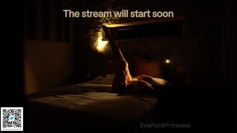 Snapshot of evapunkprincess chatting on 02.13.25 Eva online show from 02.13.25