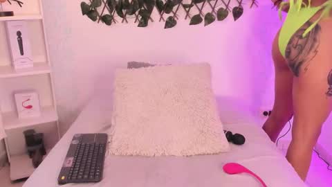 EVARITZ online show from 02.28.26