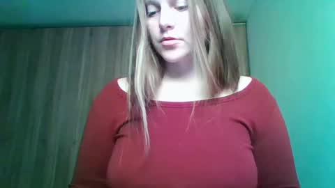 Snapshot of evasapples2026 chatting on 01.17.26 evasapples2026 online show from 01.17.26