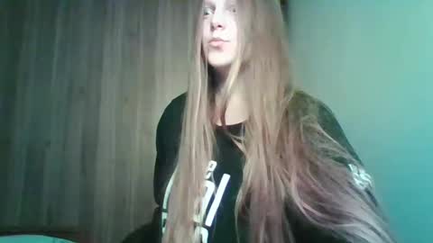 Snapshot of evasapples2026 chatting on 02.03.26 evasapples2026 online show from 02.03.26