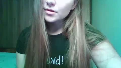 Snapshot of evasapples2026 chatting on 02.05.26 evasapples2026 online show from 02.05.26