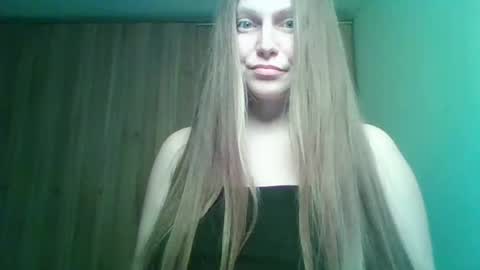 Snapshot of evasapples2026 chatting on 02.12.26 evasapples2026 online show from 02.12.26