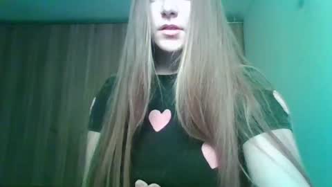 Snapshot of evasapples2026 chatting on 02.18.26 evasapples2026 online show from 02.18.26