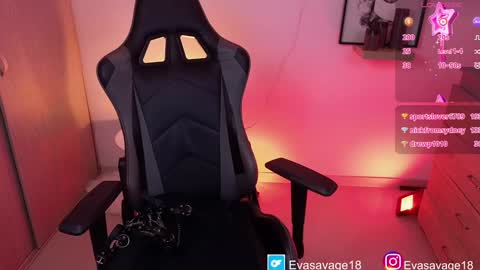 EVA SAVAGEIm recovering from surgery. Ill see you in a couple of weeks. online show from 12.14.24