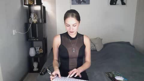 Eva online show from 09.17.25